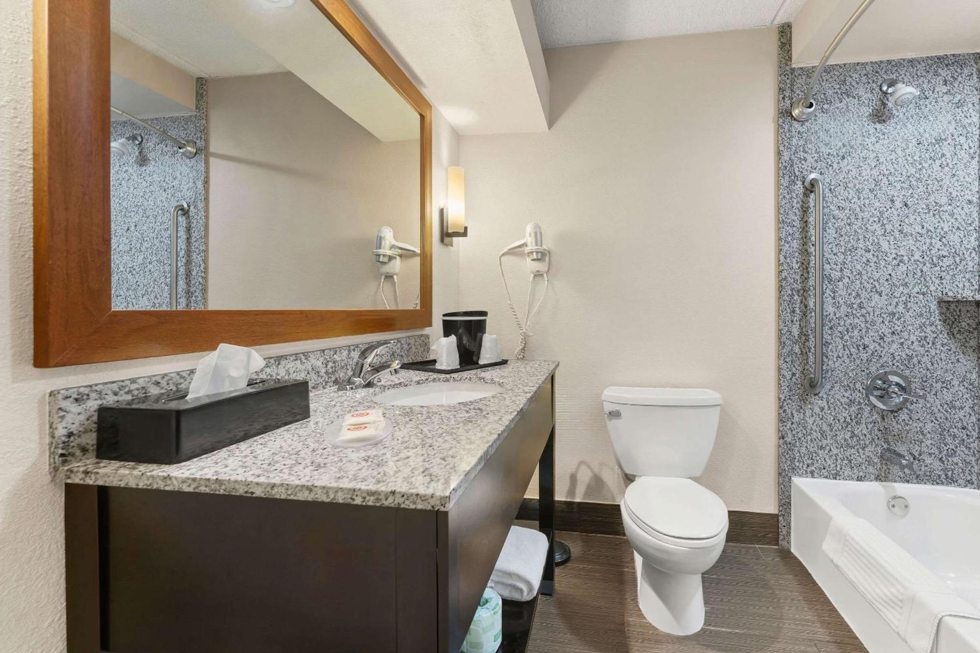 Comfort Inn Lehigh Valley West Fogelsville Ngoại thất bức ảnh